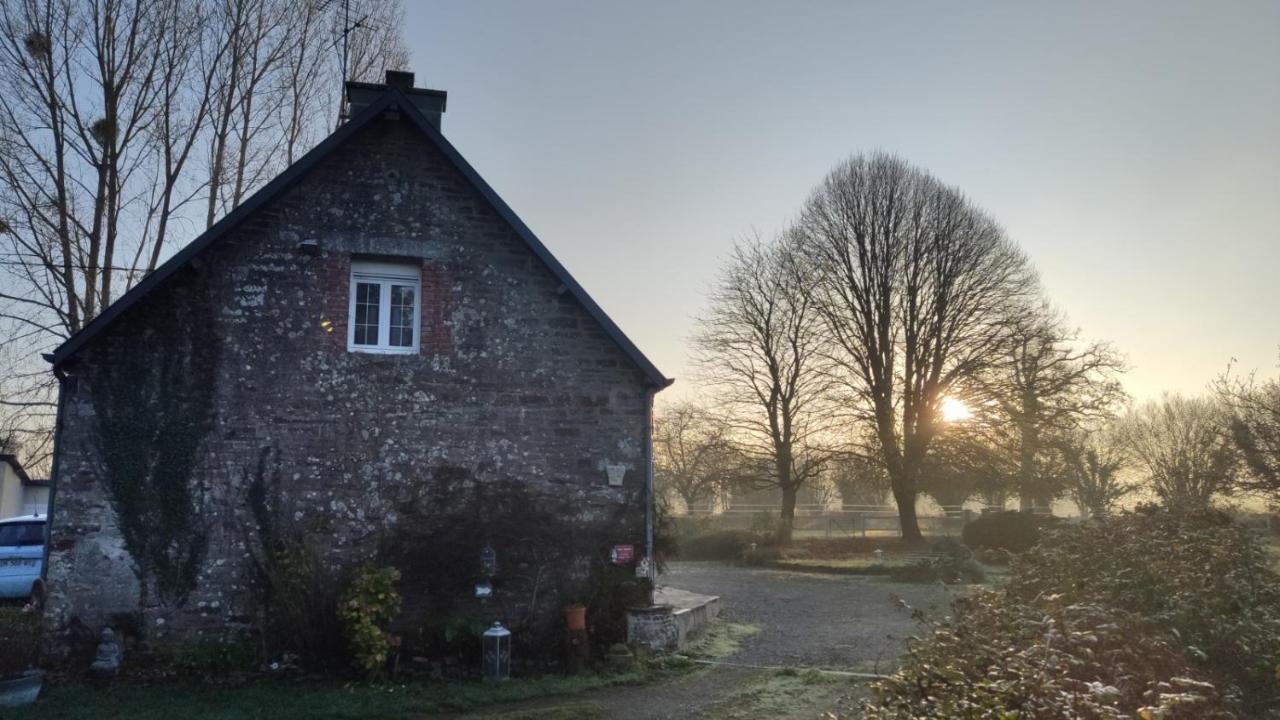 Domaine De L'Hotel Au Franc Fleury  Esterno foto